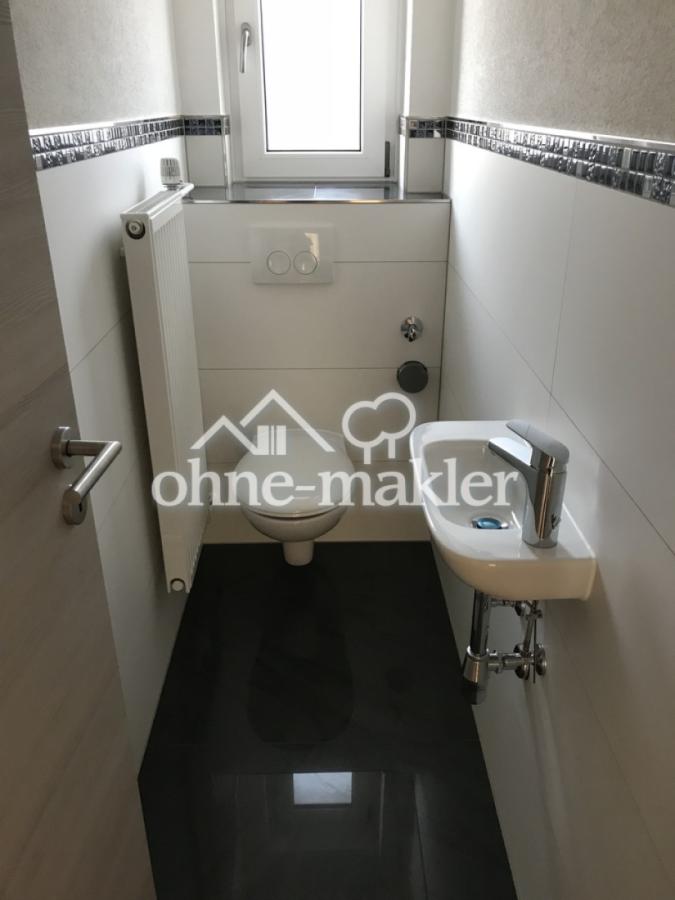 Gäste WC+ Faschbecken