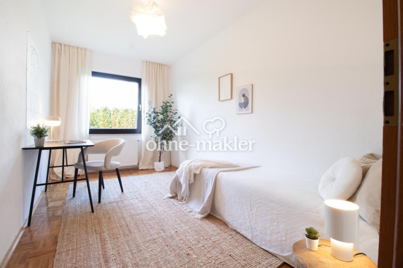 Arbeits-/Kinderzimmer 1