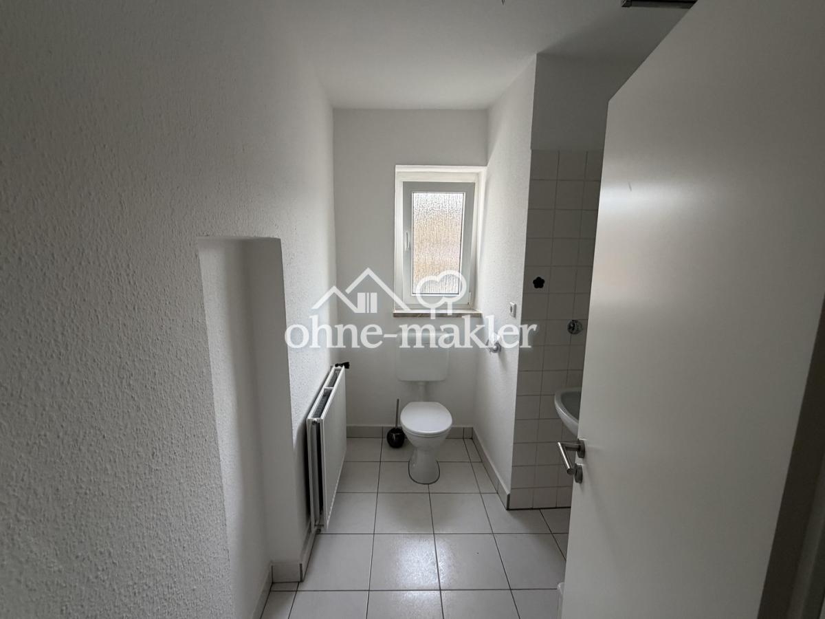 Badezimmer (Ansicht 2)