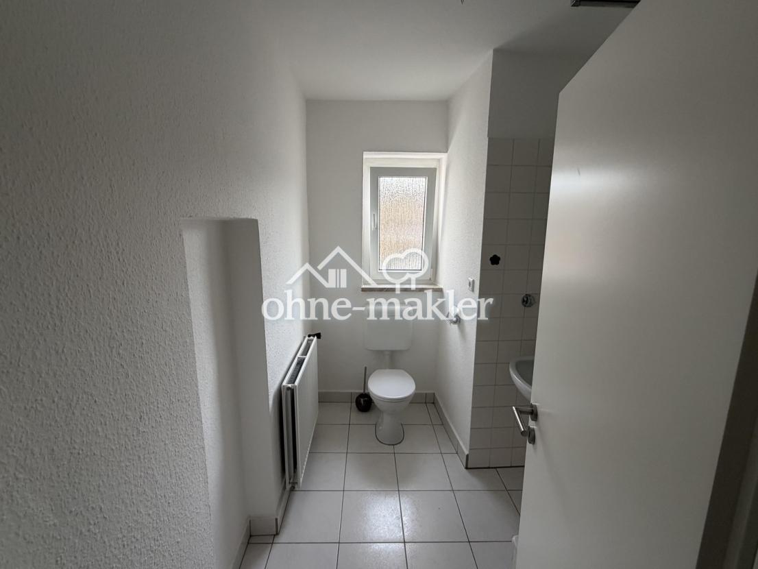 Badezimmer (Ansicht 2)