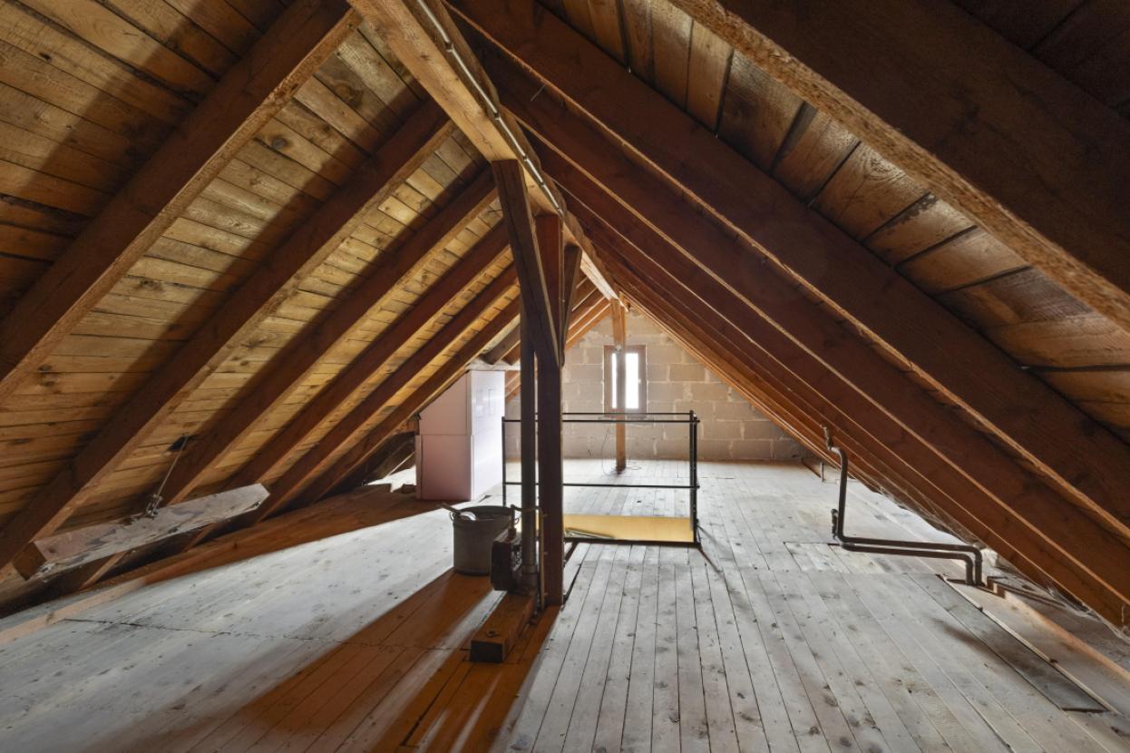 Geräumiger Dachboden