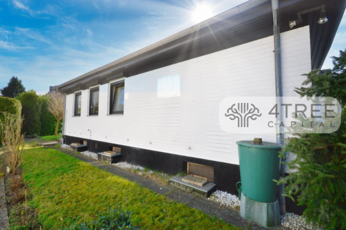 Giebelseite des Hauses