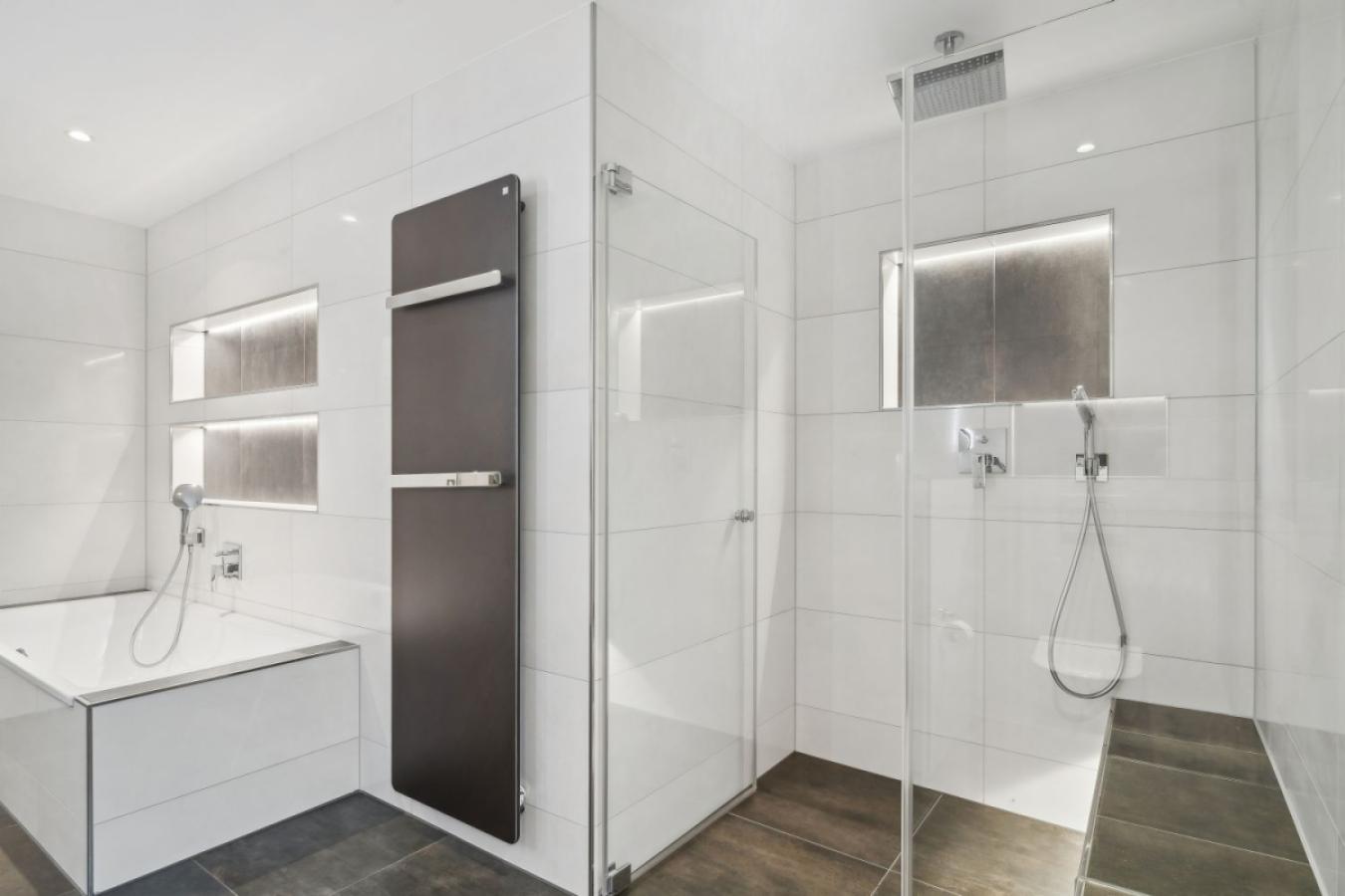 Masterbad mit Dusche