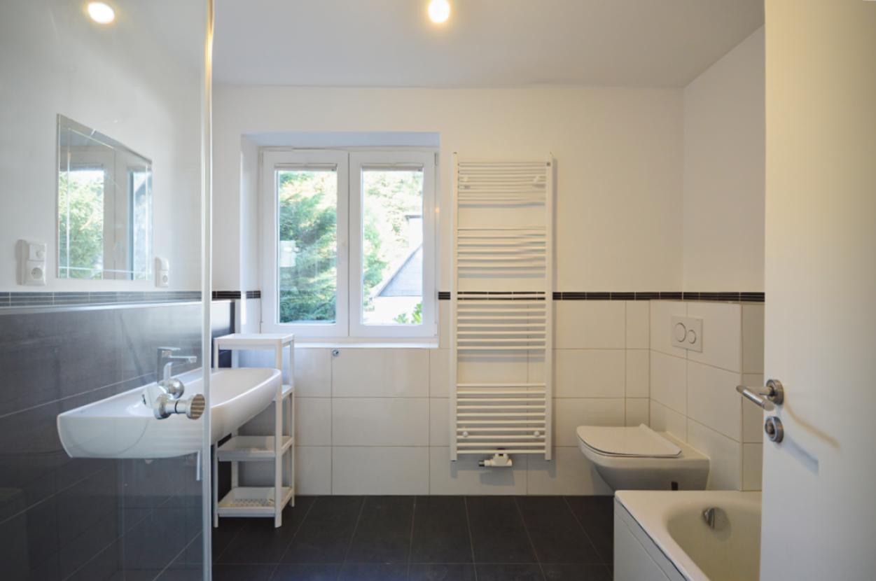 Vollbad im Obergeschoss