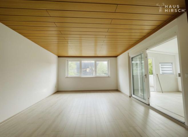 Wohnzimmer/ im Renovierungszustand 