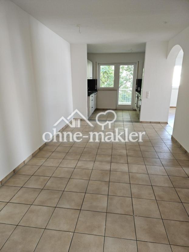 grosszügiges Esszimmer