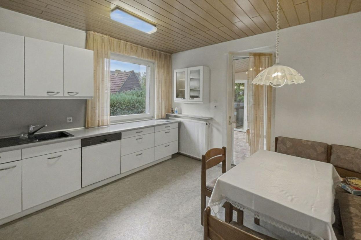 Küche mit Wintergarten