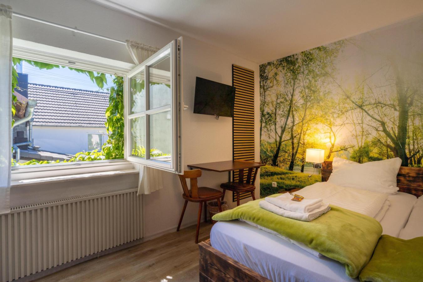 "Grünes" Doppelbettzimmer