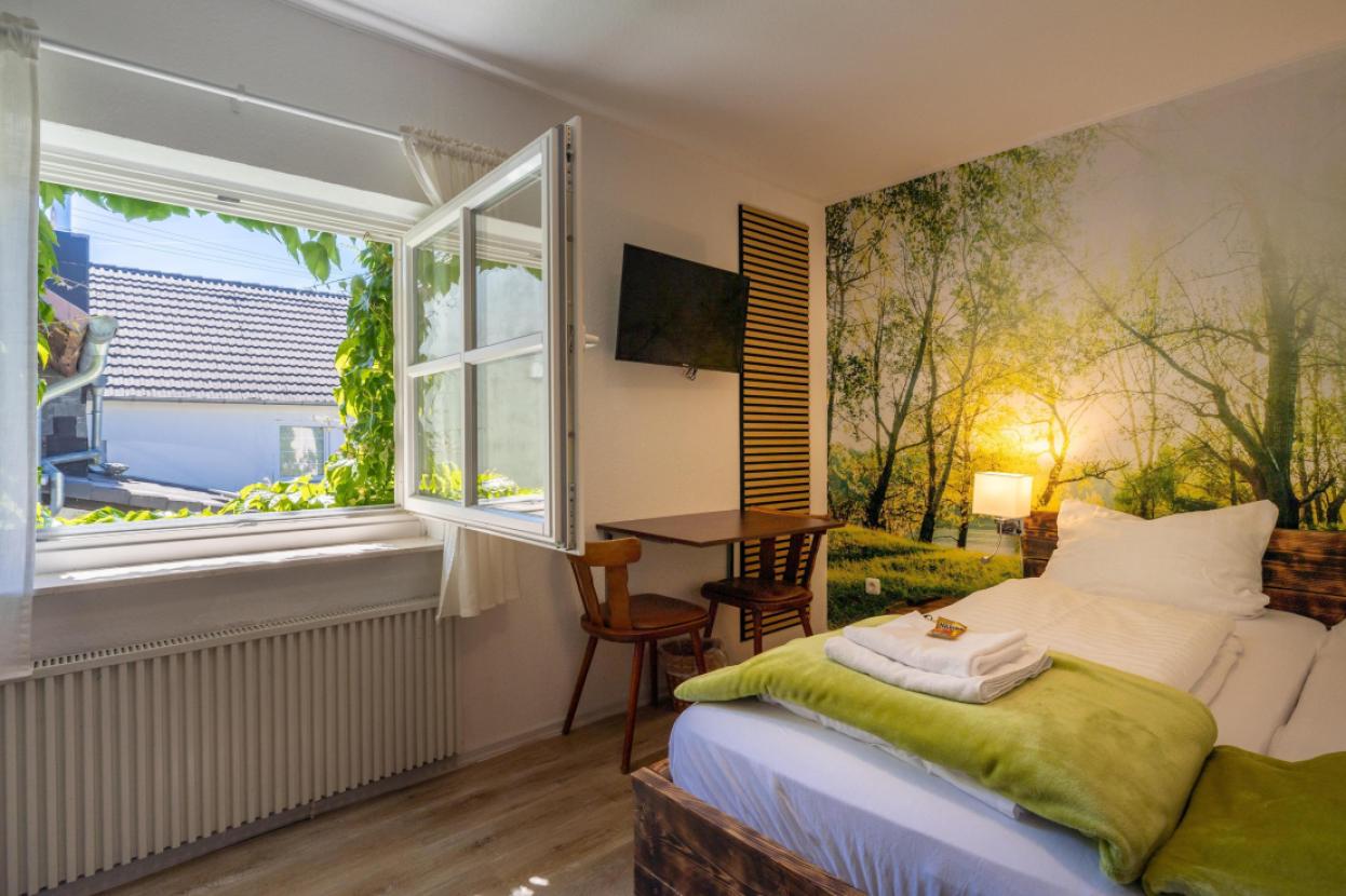 "Grünes" Doppelbettzimmer