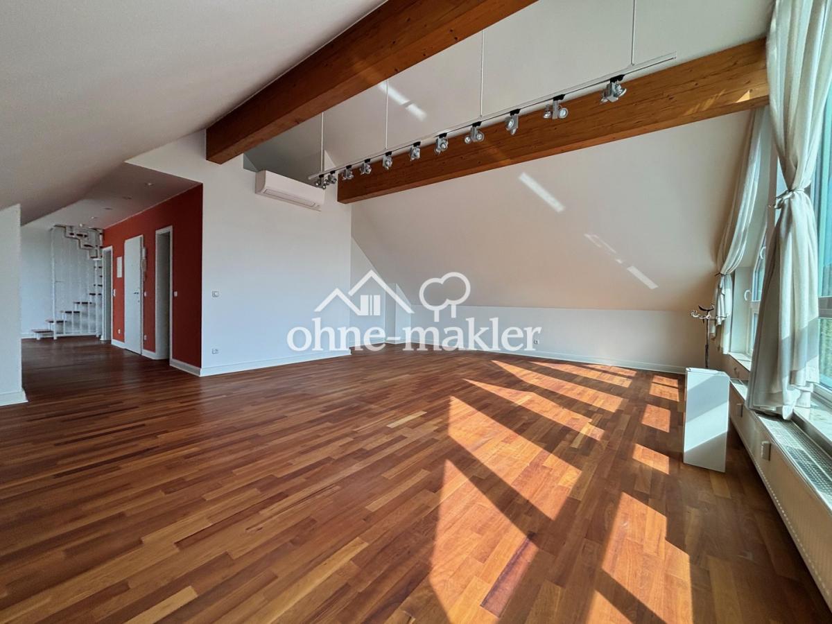 Viel Raum im Wohnzimmer