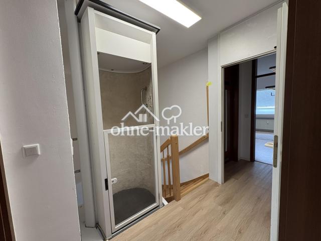 Aufzug im Obergeschoss