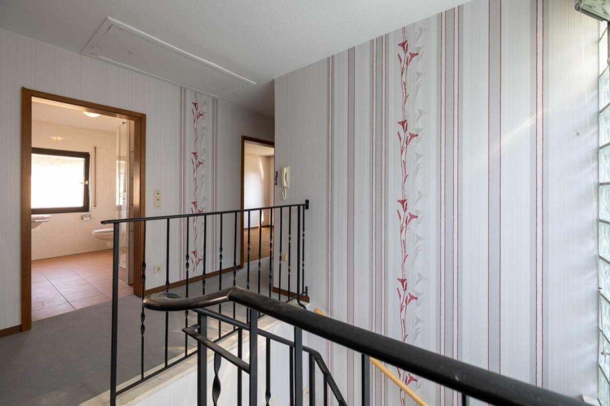 Der freundliche Flur im OG