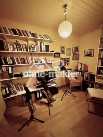 Hobbyraum unterhalb Wohnzimmer