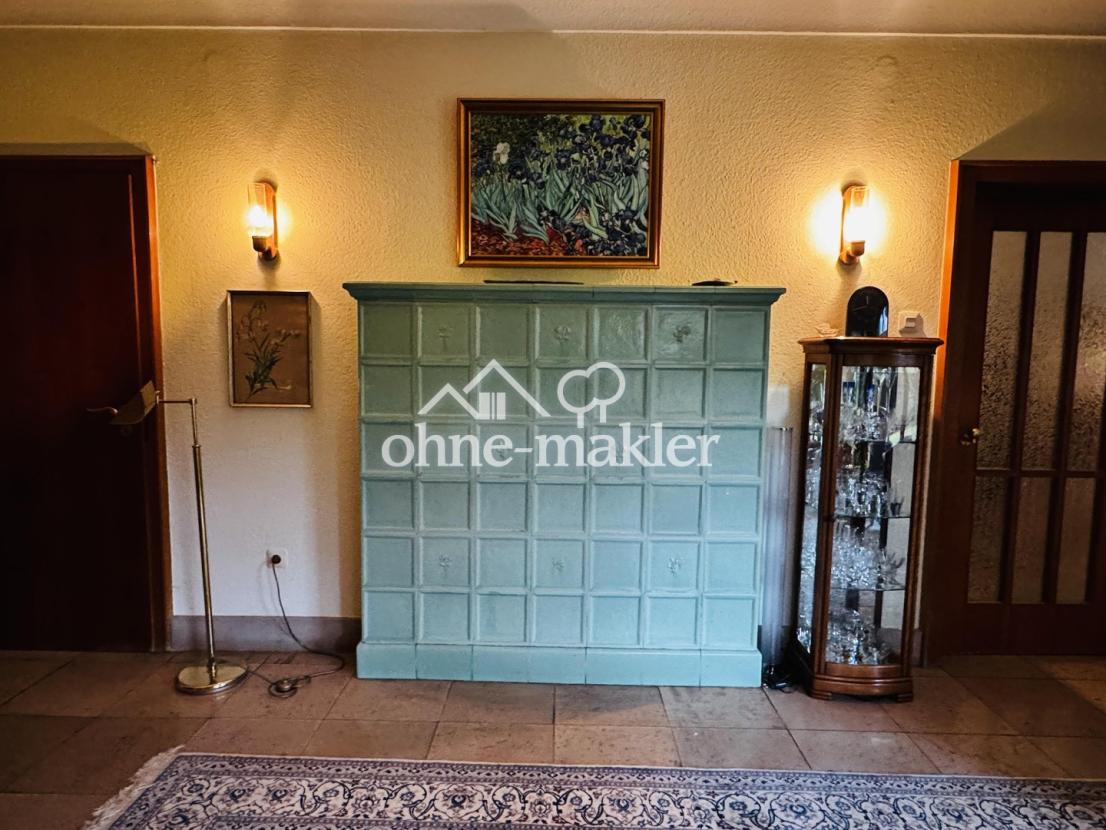 Kachelofen im Lesezimmer