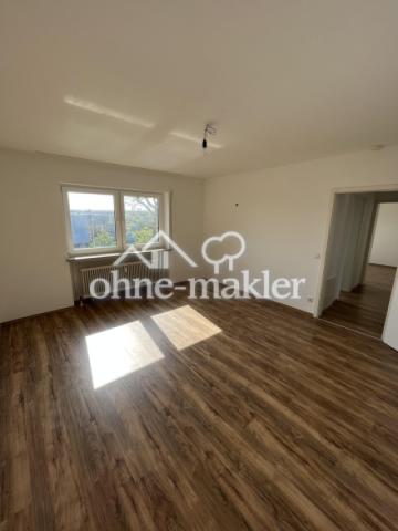 Großzügiges Schlafzimmer