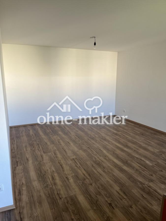 Lichtdurchflutetes Wohnzimmer