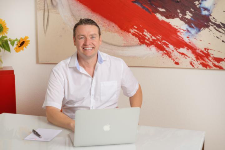 Ihr freundlicher Makler in der Region