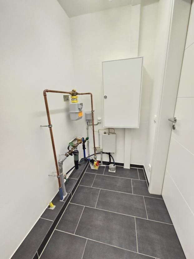 Anschluss- und Abstellraum