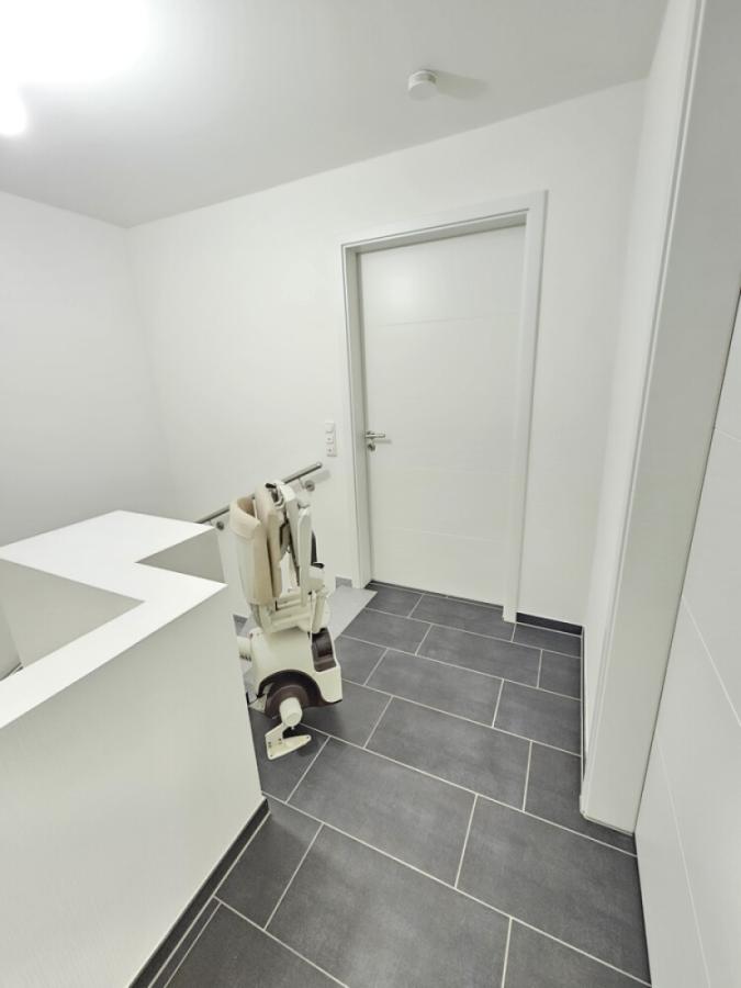 Treppenlift / Flur DG