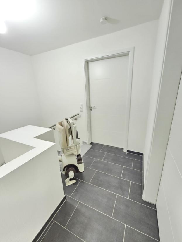 Treppenlift / Flur DG