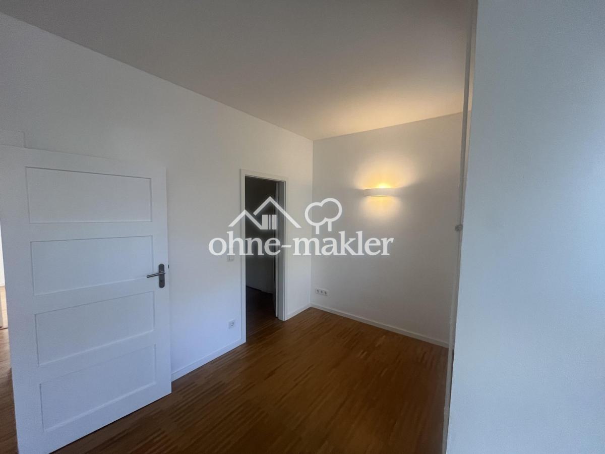 Zimmer 4. OG mit Ankleide