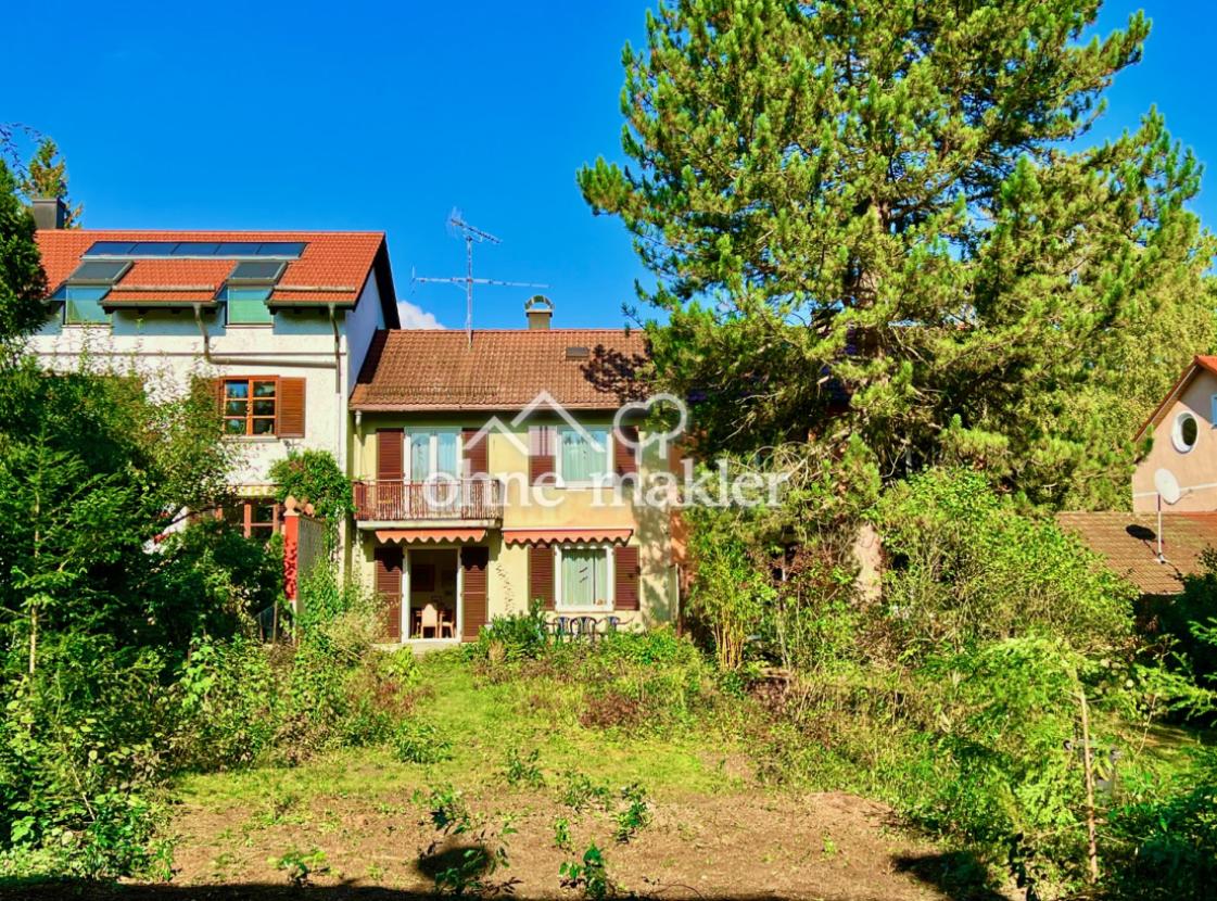 Haus und Terrasse aus Süd