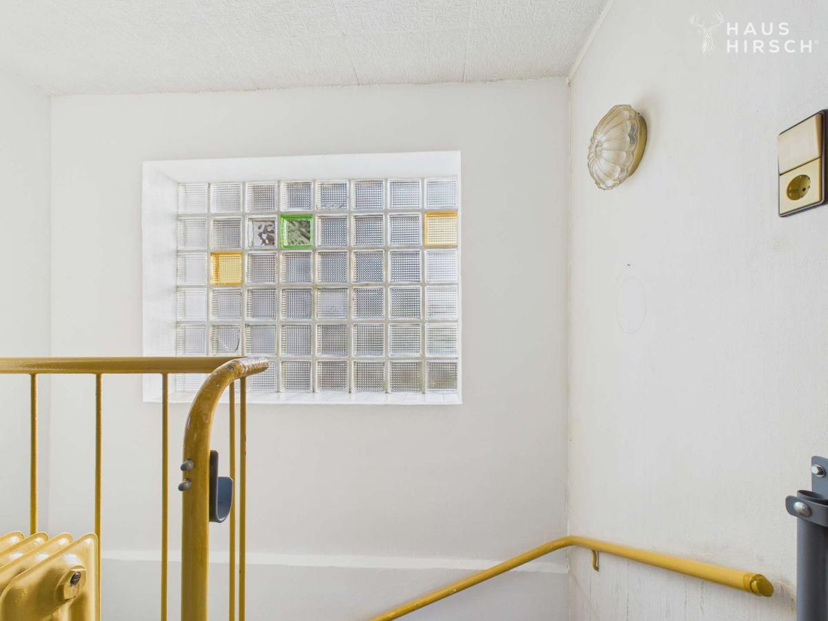 Treppe aus Küche in den Keller