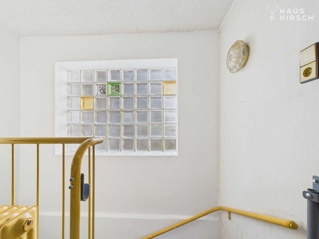 Treppe aus Küche in den Keller