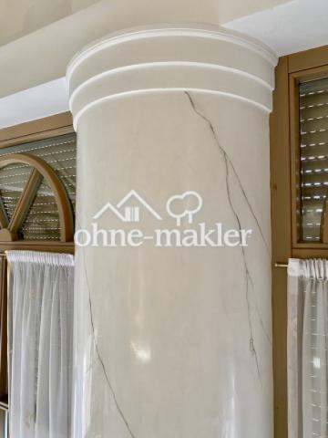 Säulen im Wohnzimmer