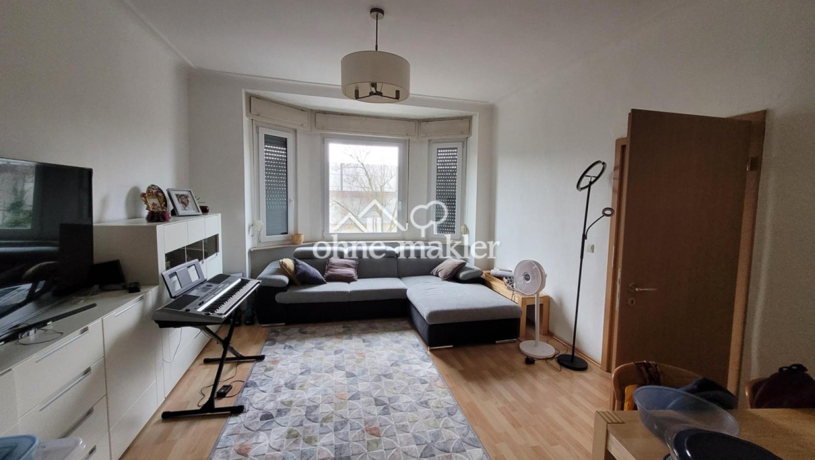 Wohnzimmer mit Erker