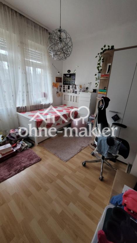 Schlaf-/Kinderzimmer 1