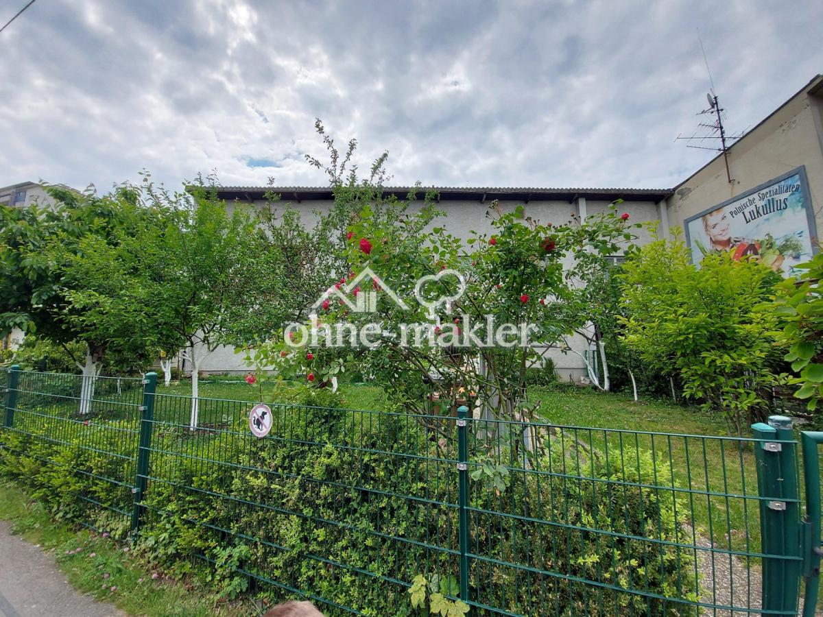 Vorderansicht Sommer