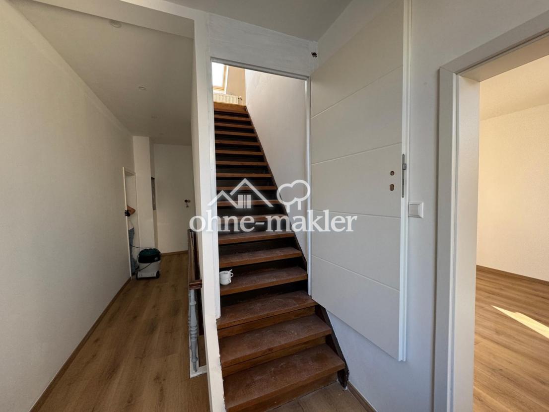 Aufgang Maisonett Dachboden 