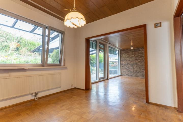 Der angrenzende Essbereich