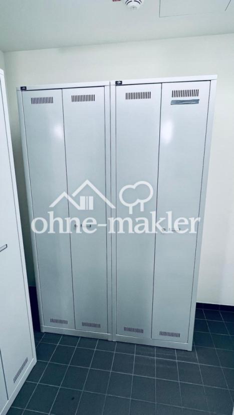 Hauswirtschaftsschrank