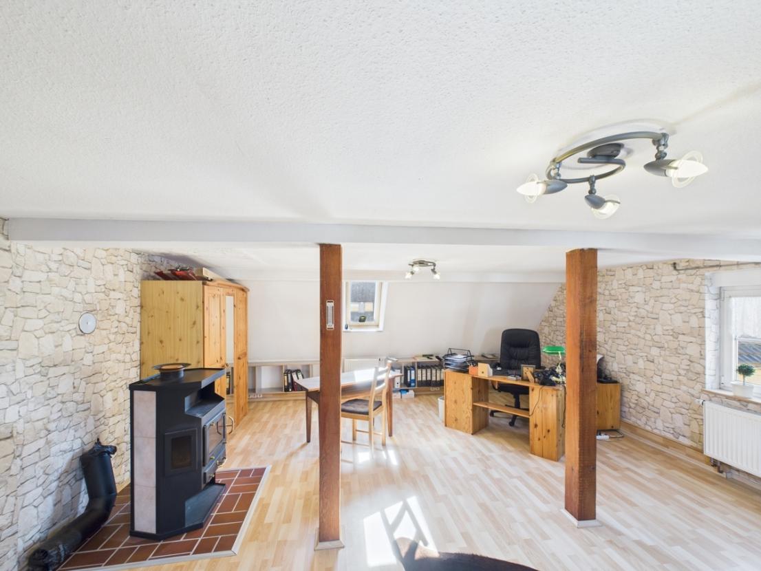 Großes Zimmer 2. OG, teilbar