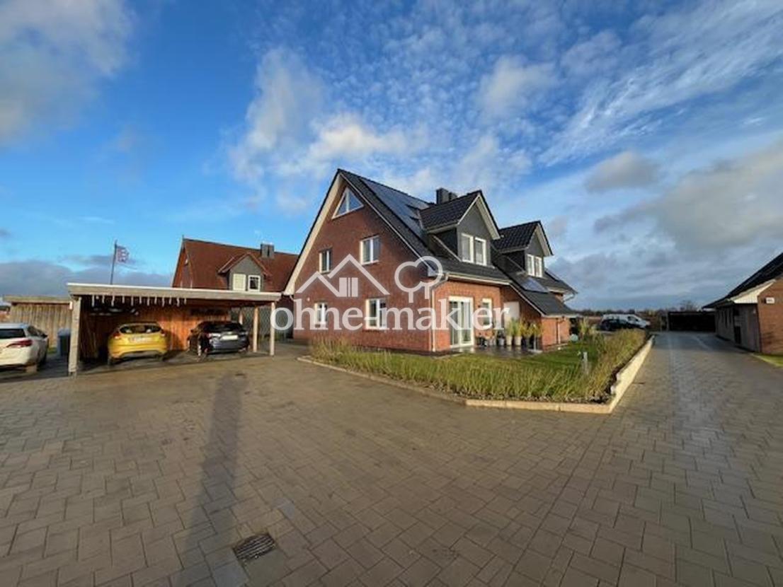 Ansicht mit Carports aktuell