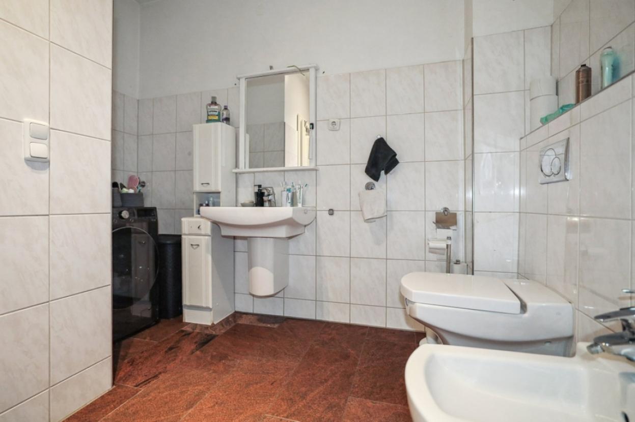 Badezimmer OG - Ansicht 2