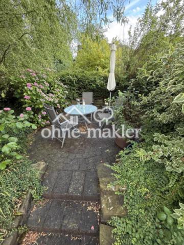 Freisitz mit viel Grün