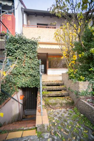 Kellereingang+Garten