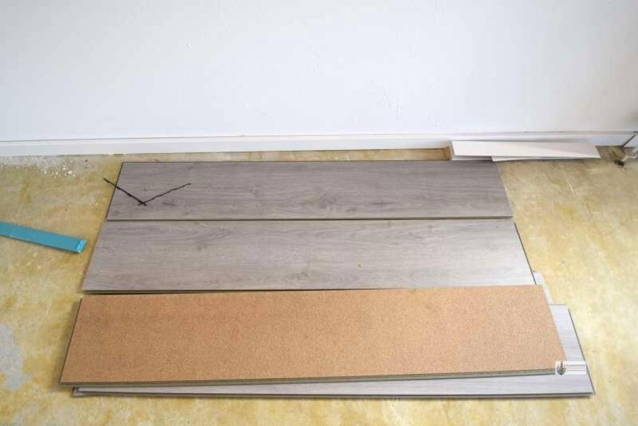 Vinylboden mit Kork-Trittschalldämmung