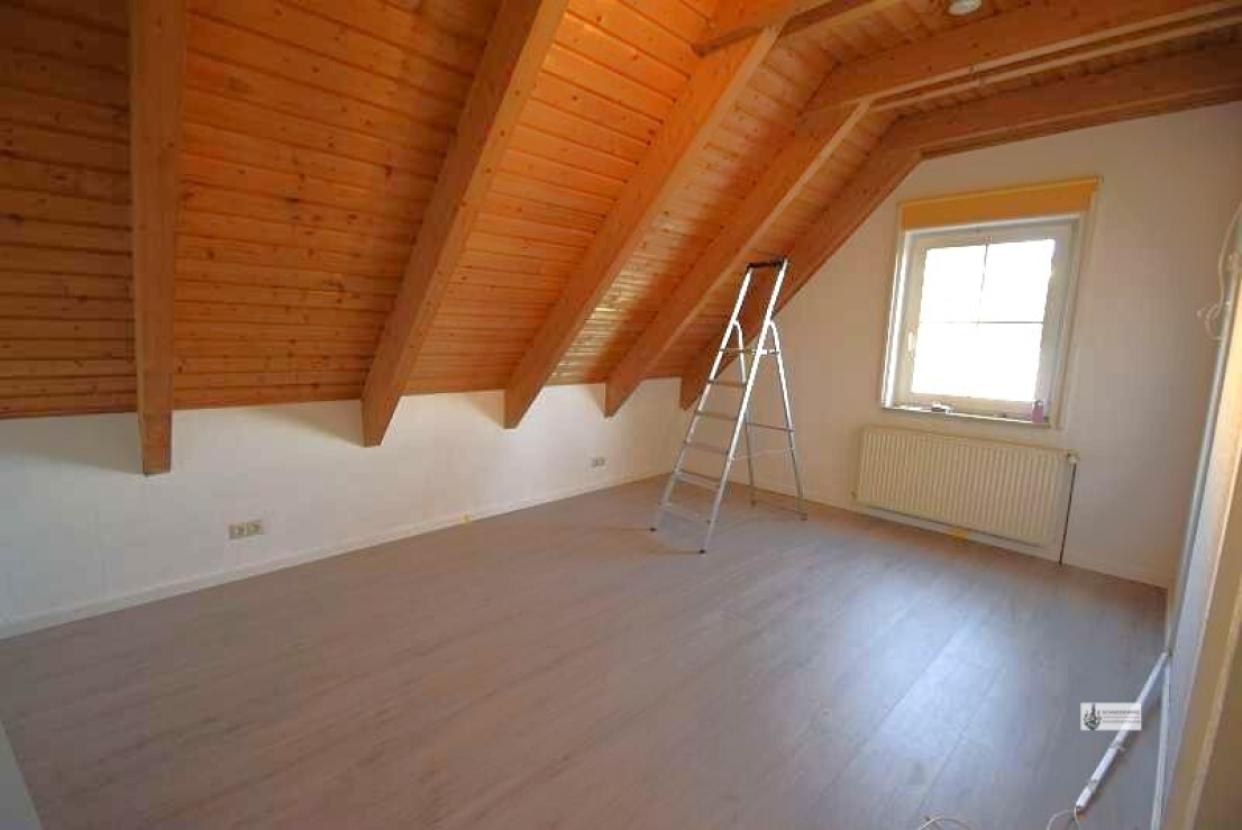 Der Boden im Schlafzimmer ist schon fST FERTIG