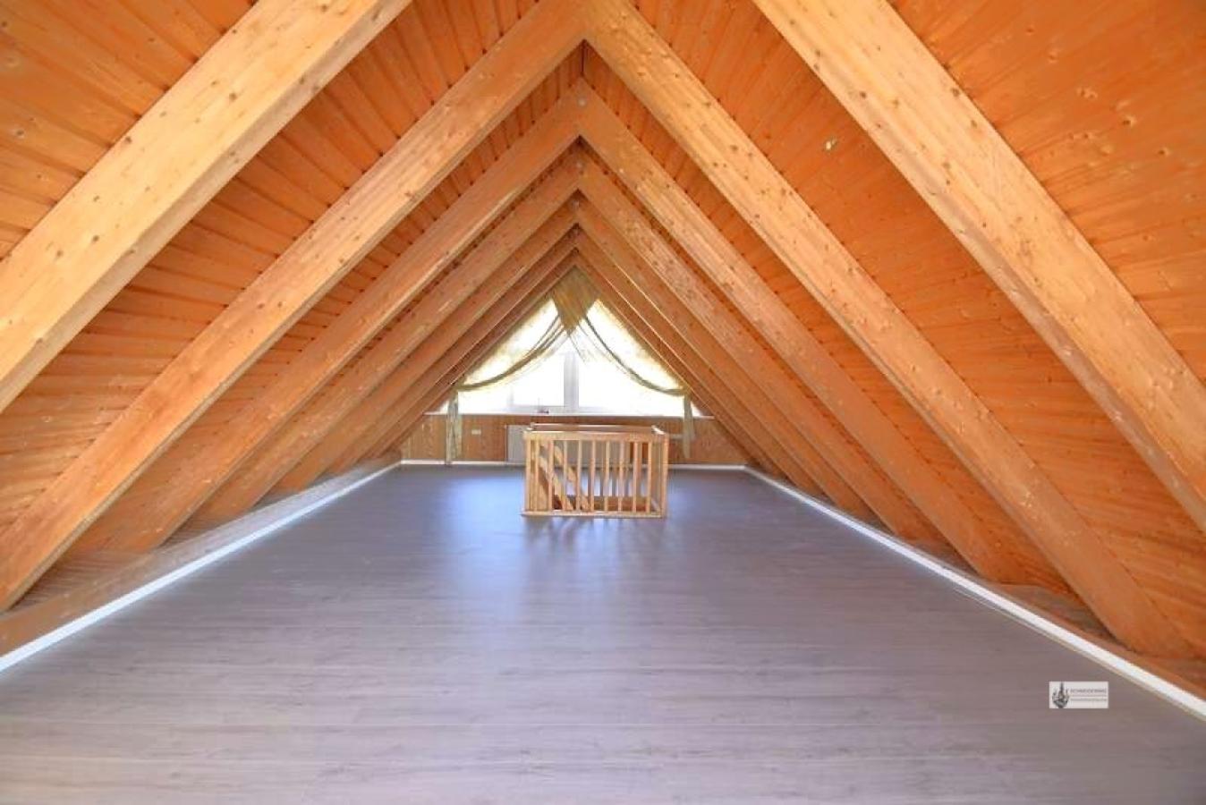 Der Spitzboden ist schon bezugsfertig