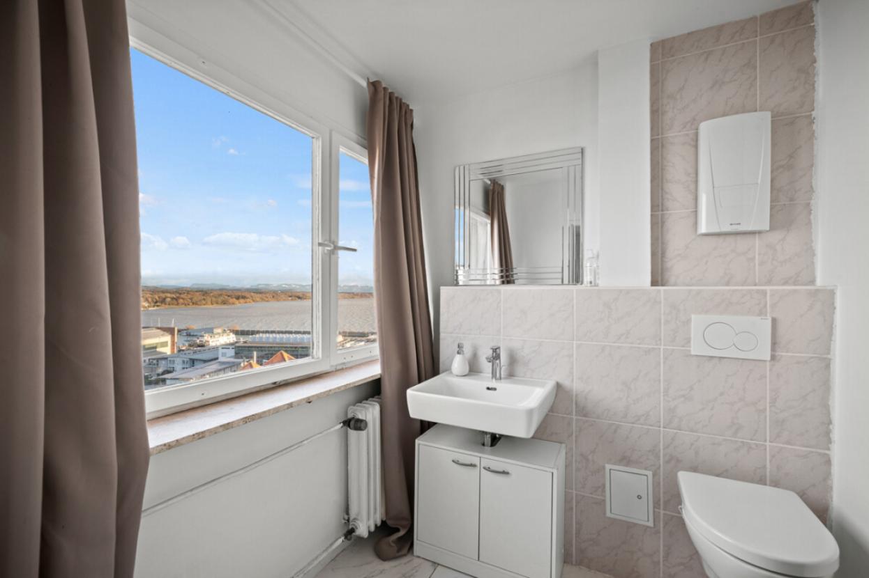 Tageslichtbad 11. Stock