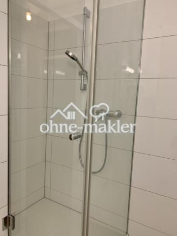 Neue Duschabtrennung