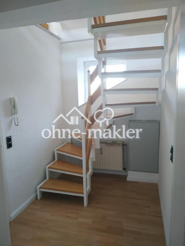 Treppe vom 1. OG zum DG
