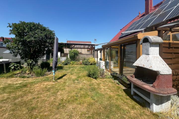 Garten hinter dem Haus