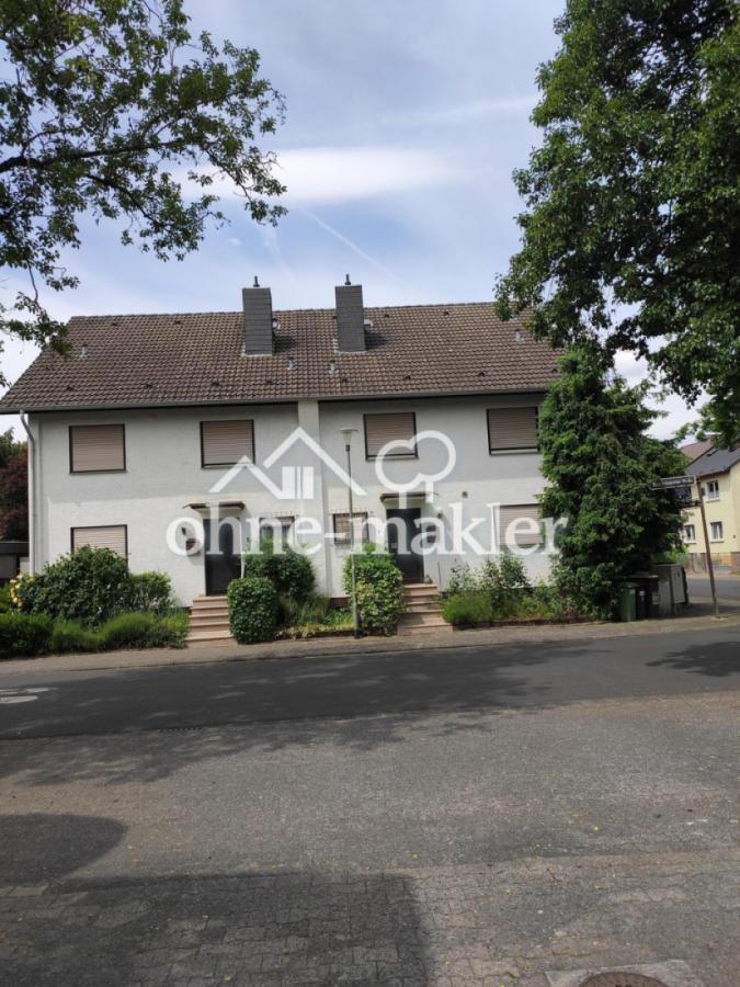 rechte Hälfte des Doppelhauses