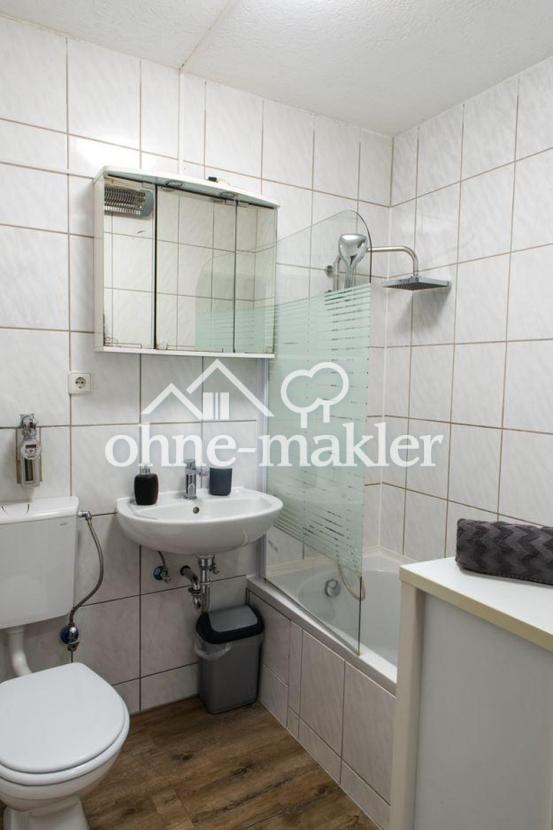 Bad mit alles was man braucht