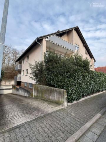 Außenansicht u. Zufahrt zur TG